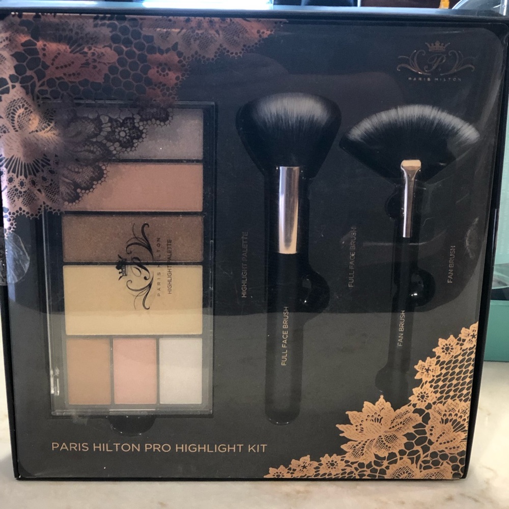 Paris Hilton pro highlight kit